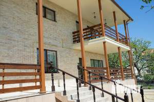 Дом 350м², 2-этажный, посуточно,