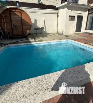 Дом 300м², 3-этажный, посуточно,