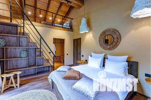 Дом 360м², 2-этажный, посуточно,