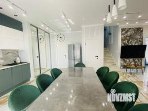 Дом 300м², 3-этажный, посуточно,