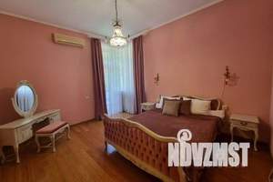 Дом 800м², 4-этажный, посуточно,