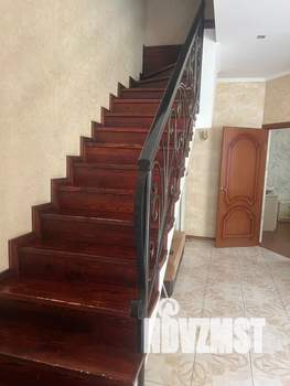 Дом 180м², 2-этажный, посуточно,