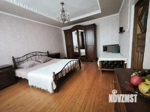 Коттедж 180м², 2-этажный, на длительный срок,