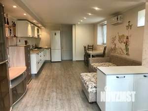 Дом 38м², 3-этажный, посуточно,