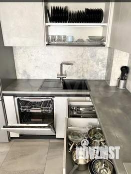 Таунхаус 130м², 3-этажный, на длительный срок,