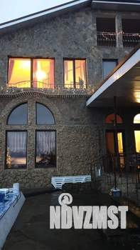 Дом 300м², 3-этажный, посуточно,