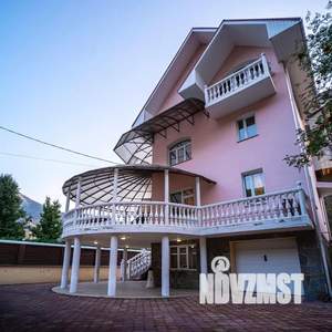 Дом 280м², 4-этажный, посуточно,