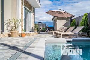 Дом 180м², 2-этажный, посуточно,