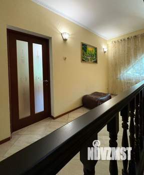 Дом 300м², 3-этажный, на длительный срок,