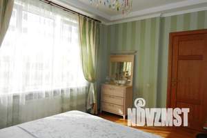 Дом 300м², 3-этажный, посуточно,