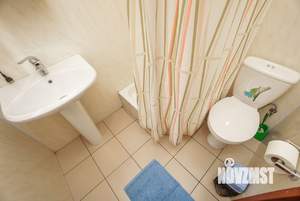 Дом 48м², 2-этажный, на длительный срок,