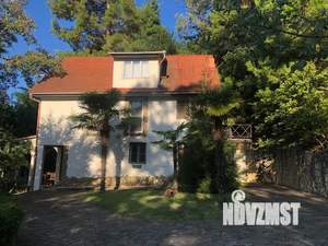 Дом 270м², 3-этажный, посуточно,