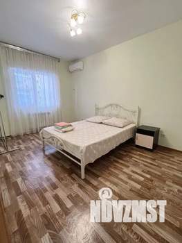 Дом 240м², 2-этажный, посуточно,
