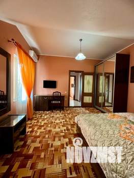 Дом 120м², 3-этажный, посуточно,