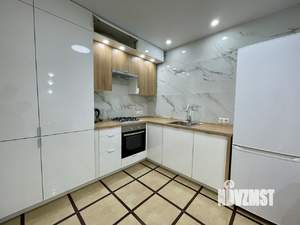 Таунхаус 74м², 2-этажный, на длительный срок,