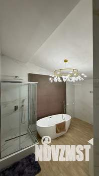 Дом 300м², 2-этажный, посуточно,