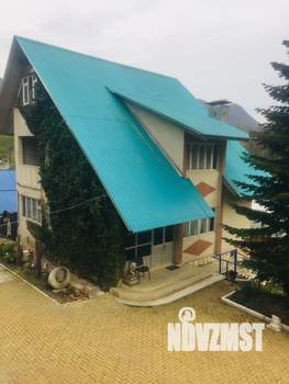 Дом 300м², 3-этажный, посуточно,