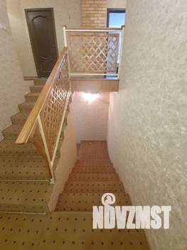 Дом 260м², 2-этажный, посуточно,