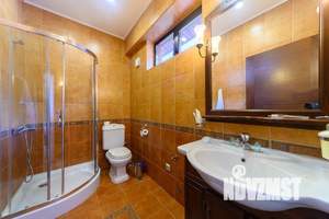 Дом 110м², 2-этажный, посуточно,