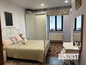 Дом 150м², 3-этажный, посуточно,