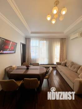 Таунхаус 131м², 3-этажный, на длительный срок,