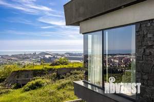 Дом 300м², 3-этажный, посуточно,