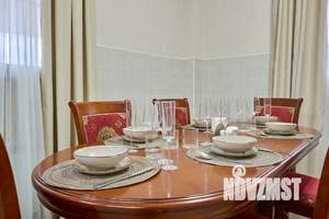 Дом 480м², 3-этажный, посуточно,