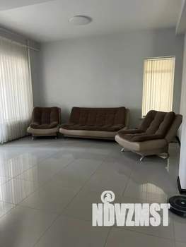 Дом 180м², 2-этажный, посуточно,