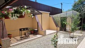 Дом 35м², 3-этажный, посуточно,