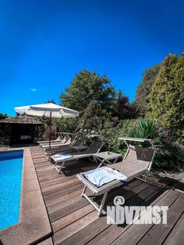 Дом 250м², 2-этажный, посуточно,