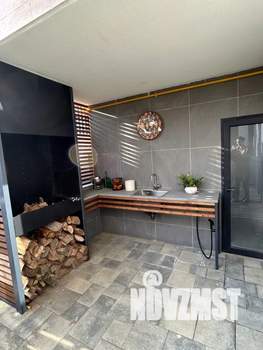 Дом 250м², 3-этажный, посуточно,