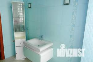 Дом 300м², 3-этажный, посуточно,