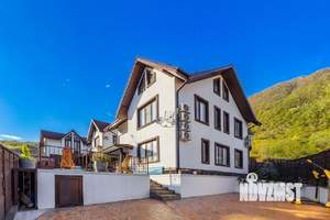 Дом 200м², 2-этажный, на длительный срок,