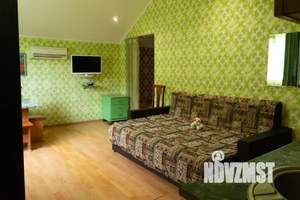 Дом 45м², 2-этажный, посуточно,