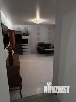 Дом 100м², 2-этажный, на длительный срок,