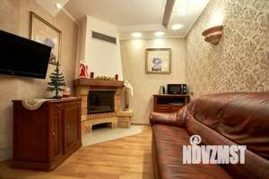 Дом 160м², 3-этажный, посуточно,