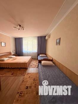 Дом 48м², 2-этажный, посуточно,