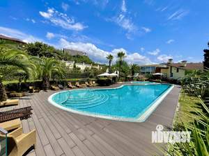 Коттедж 180м², 2-этажный, на длительный срок,