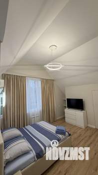 Дом 290м², 2-этажный, посуточно,