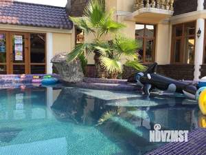 Коттедж 600м², 3-этажный, на длительный срок,