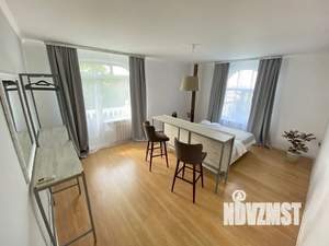 Дом 250м², 2-этажный, посуточно,