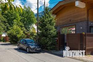 Дом 200м², 3-этажный, посуточно,