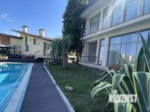 Дом 180м², 2-этажный, посуточно,