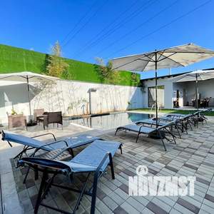 Дом 170м², 2-этажный, посуточно,