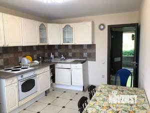 Дом 100м², 2-этажный, на длительный срок,