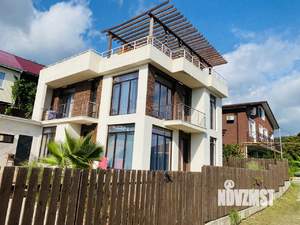 Дом 240м², 3-этажный, посуточно,