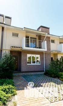 Дом 99м², 2-этажный, посуточно,