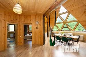 Дом 230м², 2-этажный, посуточно,