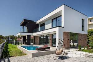 Дом 230м², 2-этажный, посуточно,