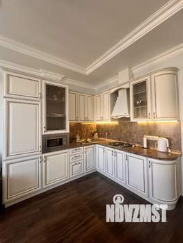 Таунхаус 131м², 3-этажный, на длительный срок,